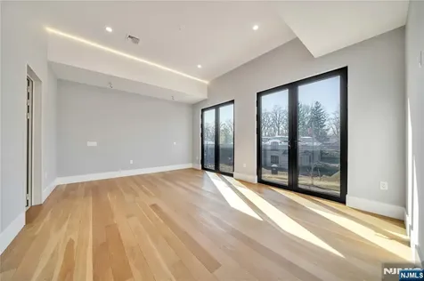 11 Roberts Road Englewood Cliffs NJ 07632
