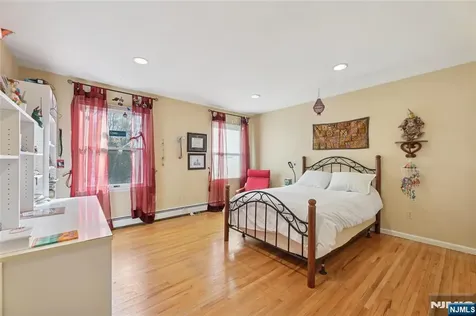 45 Hickory Lane Closter NJ 07624