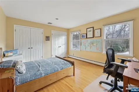 45 Hickory Lane Closter NJ 07624