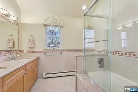 45 Hickory Lane Closter NJ 07624