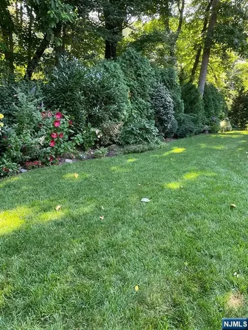 45 Hickory Lane Closter NJ 07624
