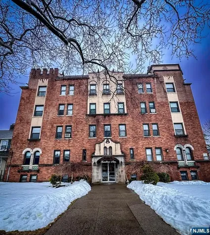 303 Hamilton Avenue Hackensack NJ 07601