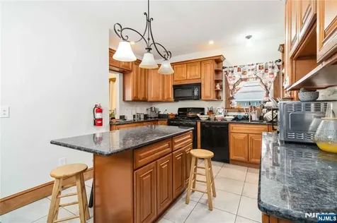 421 Central Avenue Harrison NJ 07029