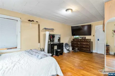 421 Central Avenue Harrison NJ 07029