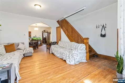 421 Central Avenue Harrison NJ 07029