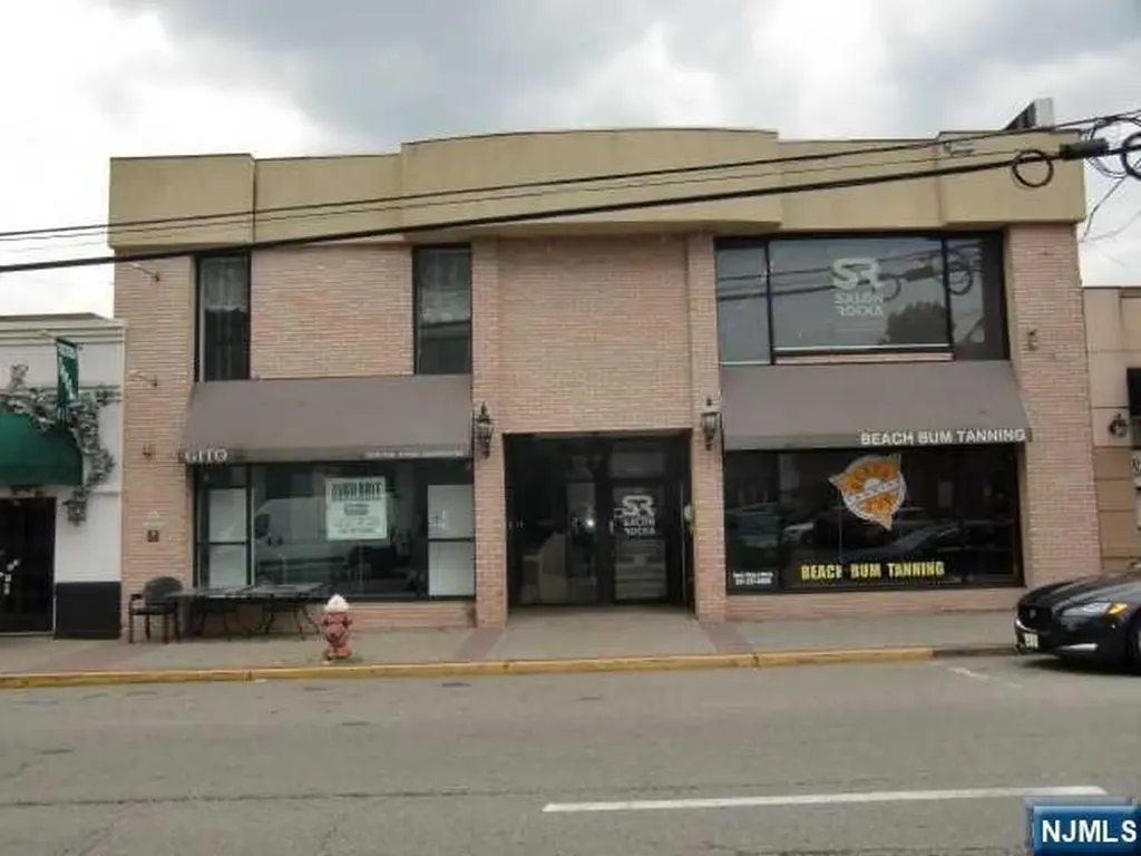 14 S Dean Street Englewood NJ 07631