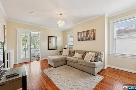 5 77th Street North Bergen NJ 07047