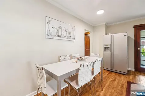5 77th Street North Bergen NJ 07047