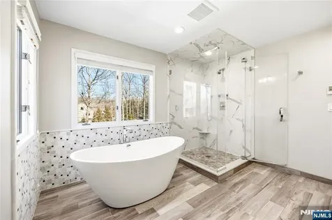 19 Ivy Place Upper Saddle River NJ 07458
