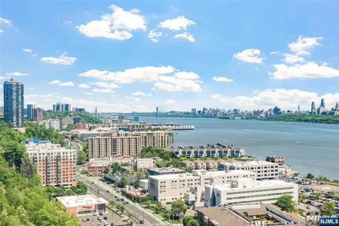 7004 Boulevard East Guttenberg NJ 07093