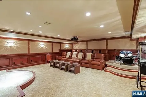 116 Truman Drive Cresskill NJ 07626