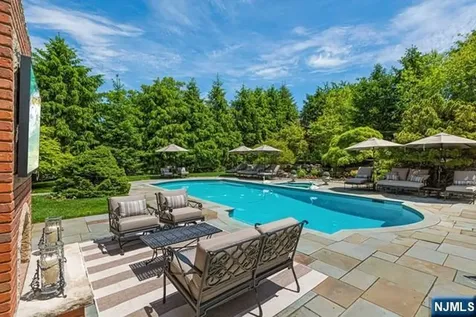116 Truman Drive Cresskill NJ 07626