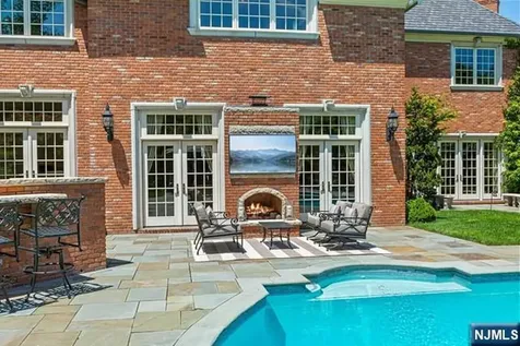 116 Truman Drive Cresskill NJ 07626