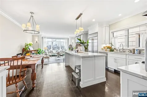 1228 River Road Edgewater NJ 07020