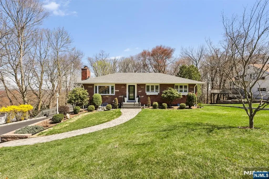191 Hillcrest Avenue Hawthorne NJ 07506