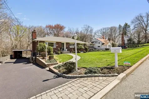 191 Hillcrest Avenue Hawthorne NJ 07506