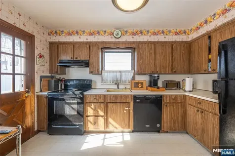 492 North Avenue Wood Ridge NJ 07075