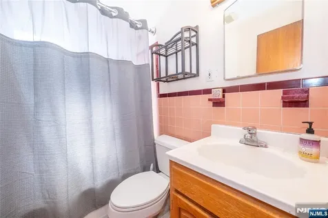 492 North Avenue Wood Ridge NJ 07075