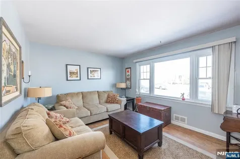 492 North Avenue Wood Ridge NJ 07075
