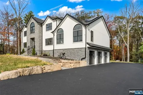 45 Heritage Drive West Milford NJ 07480