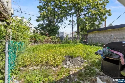 331 Market Street Paterson NJ 07501