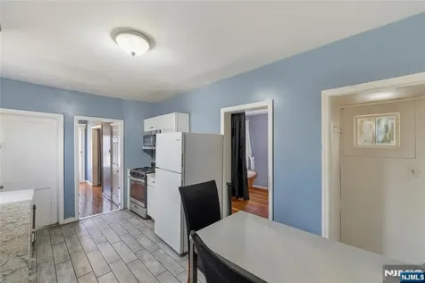 71 Franklin Terrace Irvington NJ 07111