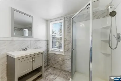 71 Franklin Terrace Irvington NJ 07111