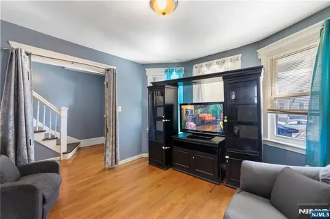 71 Franklin Terrace Irvington NJ 07111
