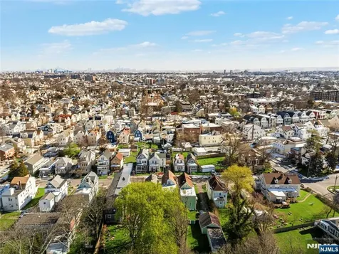 71 Franklin Terrace Irvington NJ 07111