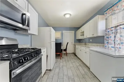 71 Franklin Terrace Irvington NJ 07111