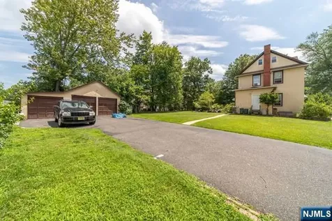 18 Hardenburgh Avenue Demarest NJ 07627