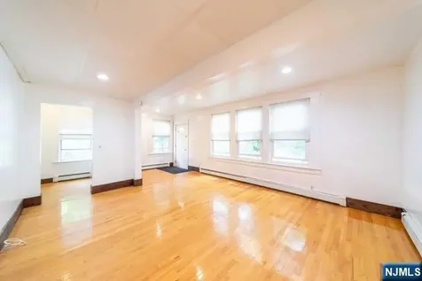 18 Hardenburgh Avenue Demarest NJ 07627