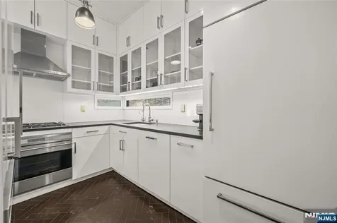 451 Mountain Avenue North Caldwell NJ 07006