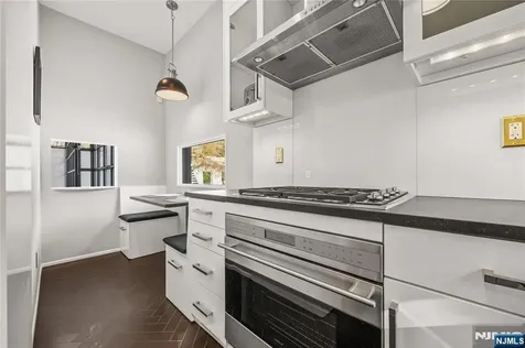 451 Mountain Avenue North Caldwell NJ 07006