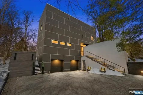 451 Mountain Avenue North Caldwell NJ 07006