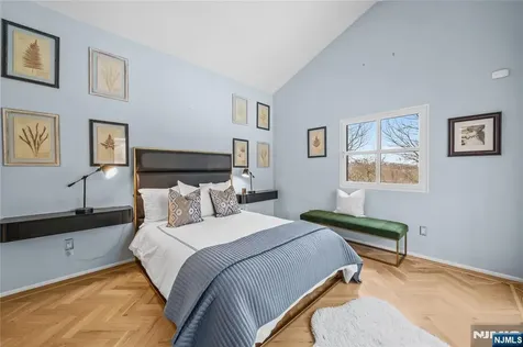 451 Mountain Avenue North Caldwell NJ 07006