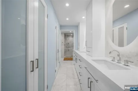 451 Mountain Avenue North Caldwell NJ 07006