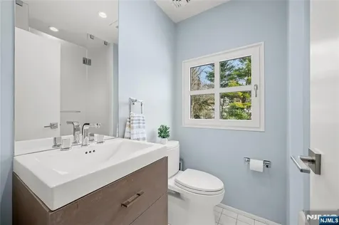 451 Mountain Avenue North Caldwell NJ 07006
