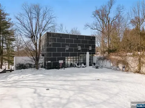 451 Mountain Avenue North Caldwell NJ 07006
