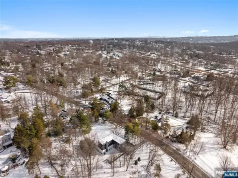 451 Mountain Avenue North Caldwell NJ 07006