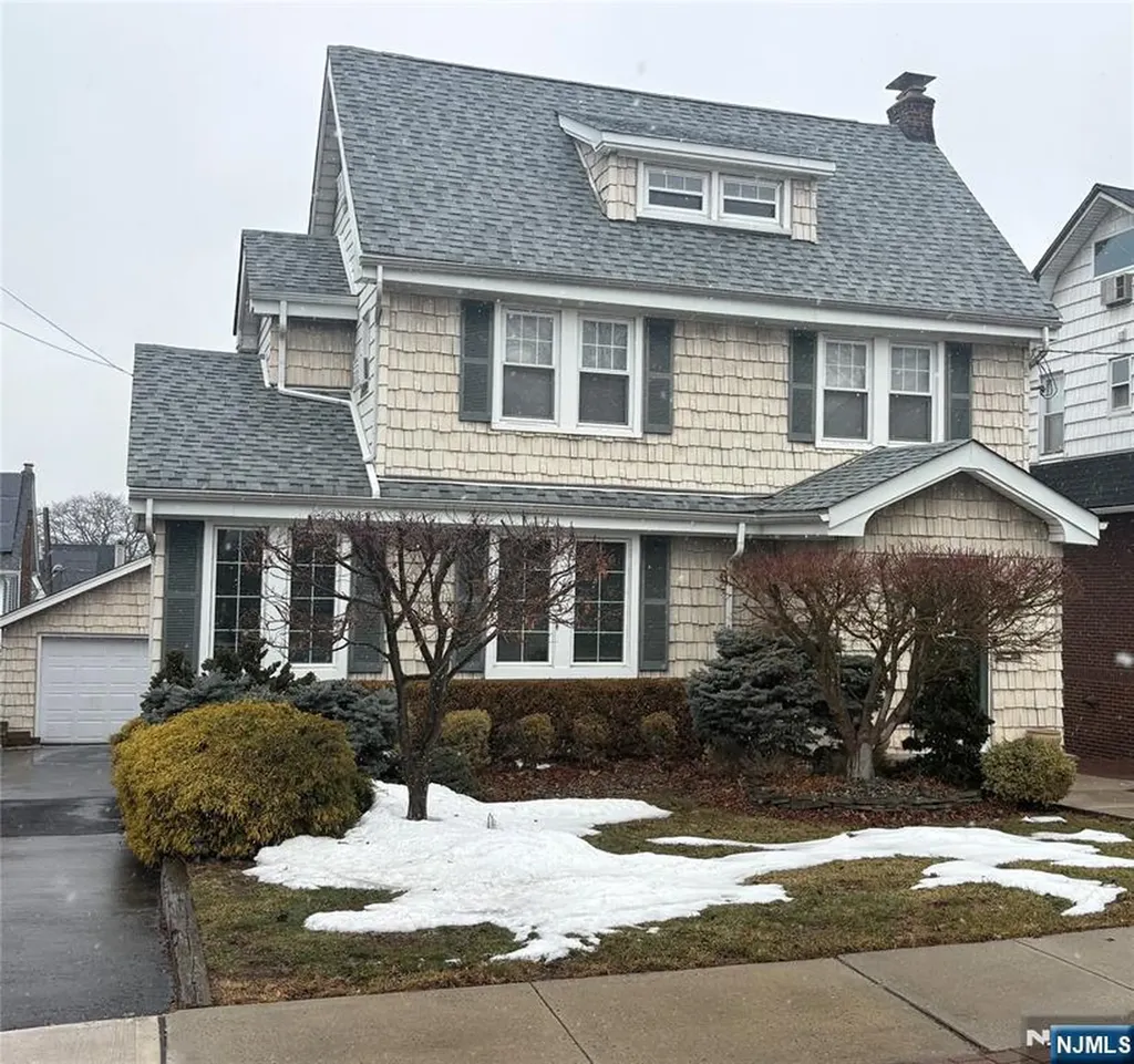 5 Hamilton Avenue Kearny NJ 07032