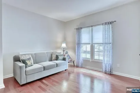 34 Crocker Mansion Drive Mahwah NJ 07430