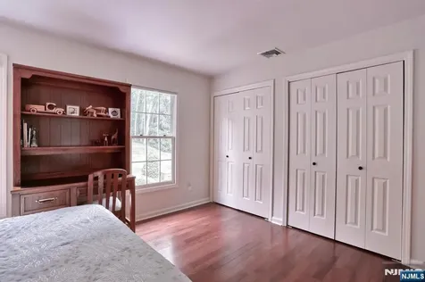 34 Crocker Mansion Drive Mahwah NJ 07430