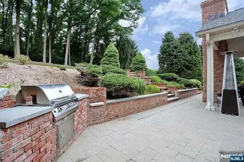 34 Crocker Mansion Drive Mahwah NJ 07430