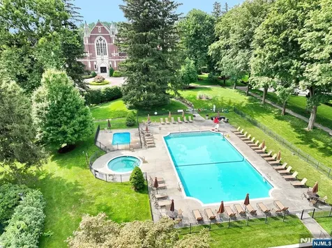 34 Crocker Mansion Drive Mahwah NJ 07430