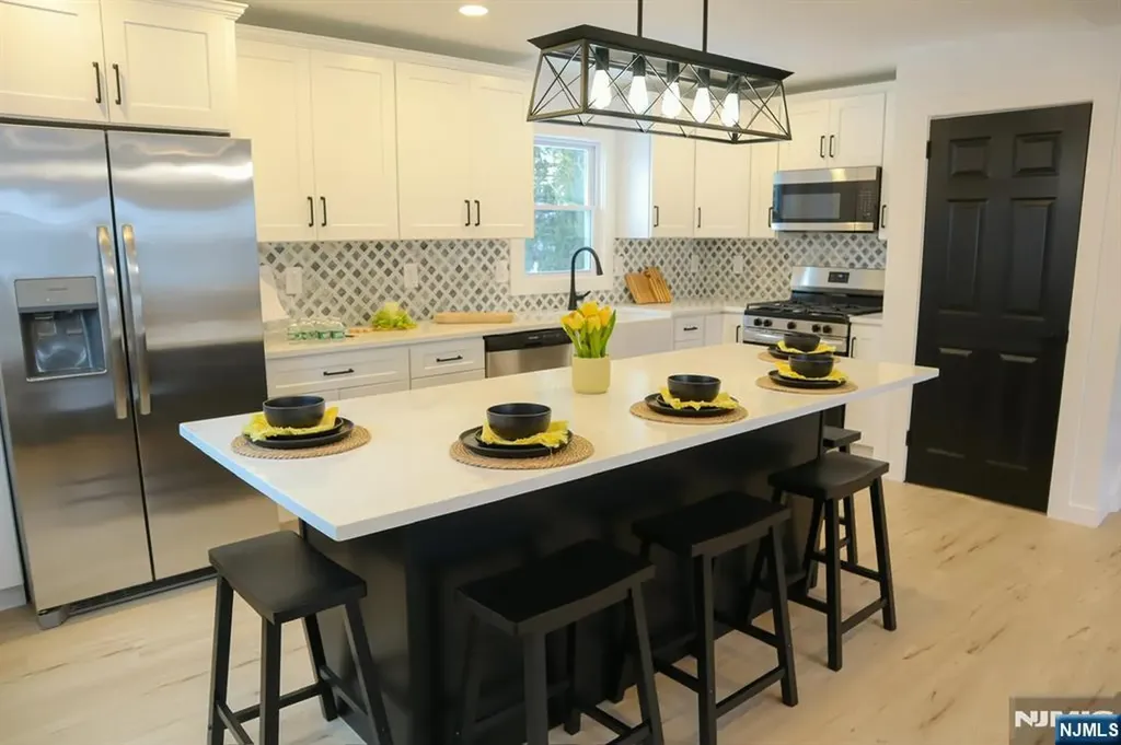 78 Poplar Avenue Little Ferry NJ 07643