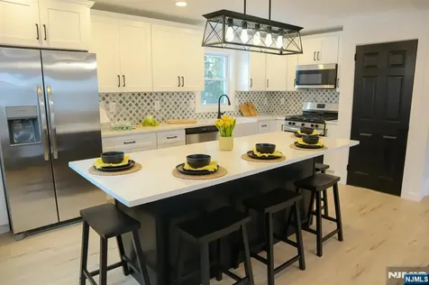 78 Poplar Avenue Little Ferry NJ 07643