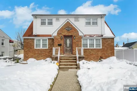224 Rossiter Avenue Paterson NJ 07502