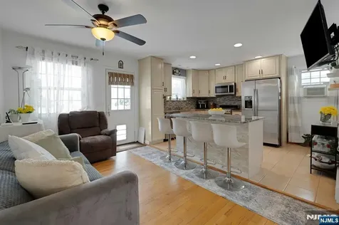 224 Rossiter Avenue Paterson NJ 07502
