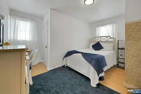 224 Rossiter Avenue Paterson NJ 07502
